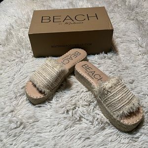 Beach by Matisse slides.